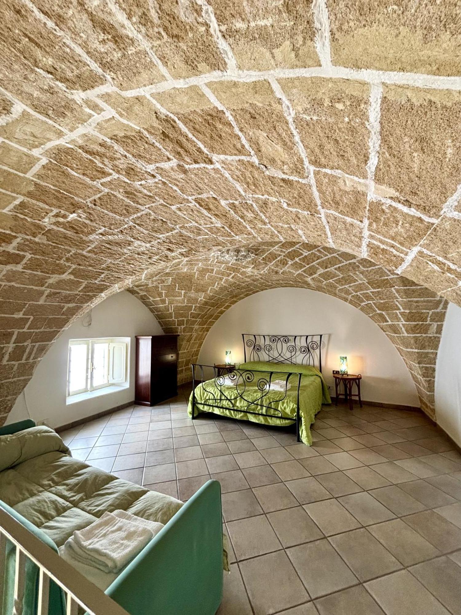 Kallistos & Aparthotel