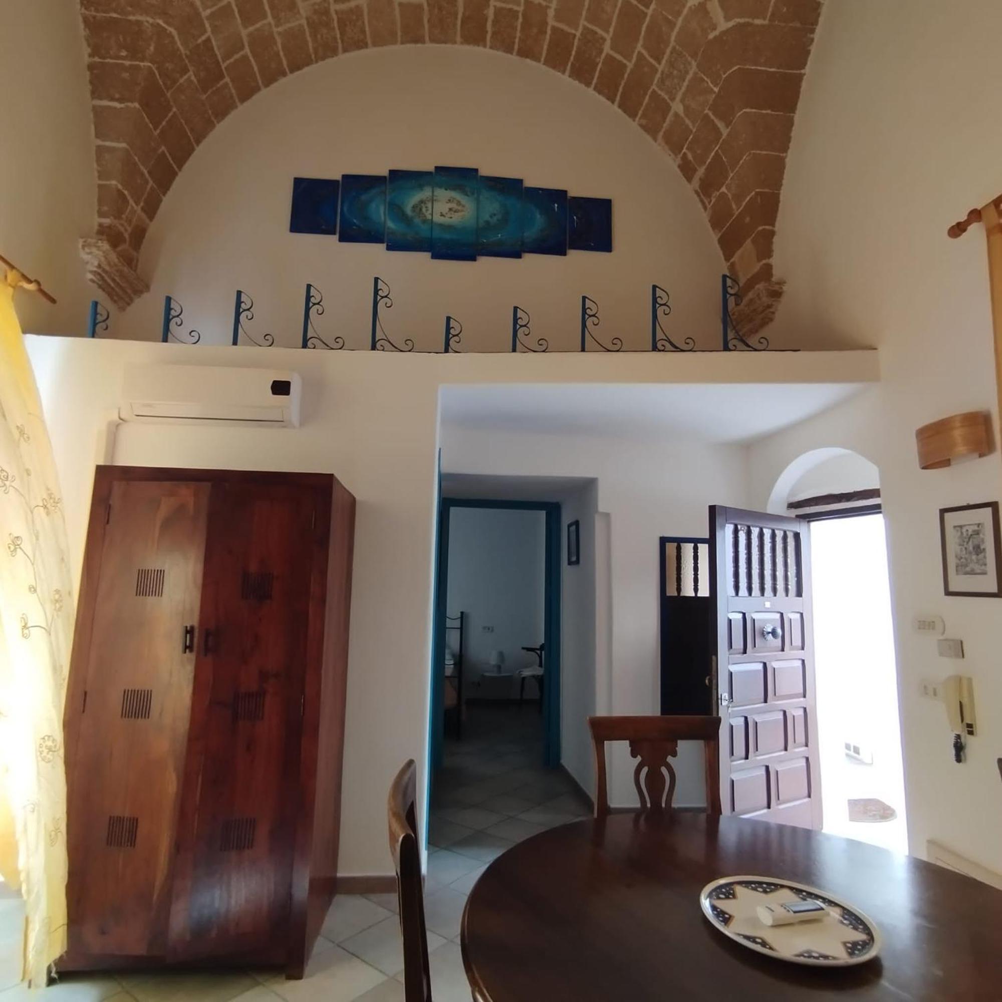 Aparthotel Kallistos & *